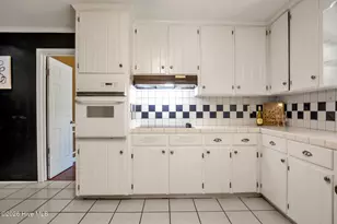 419 Dunmore Rd, Fayetteville, NC 28303 - Photo 11