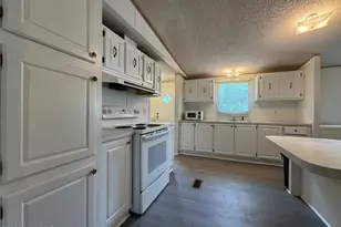 1227 Village Rd NE, Leland, NC 28451 - Photo 5