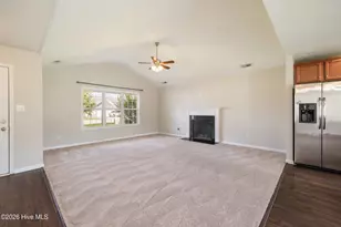 753 Radiant Dr, Jacksonville, NC 28546 - Photo 7