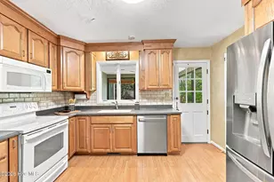215 Merion Cir, Pinehurst, NC 28374 - Photo 17