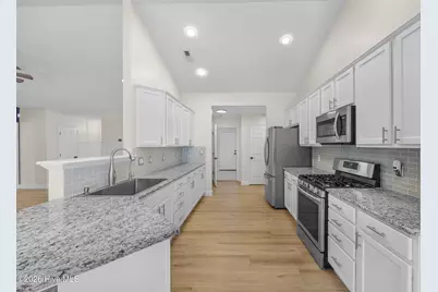 204 Westmont Road, Jacksonville, NC 28540 - Photo 17