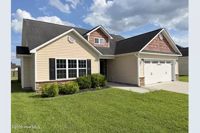 107 Cavalier Drive, Jacksonville, NC 28546 - Photo 3