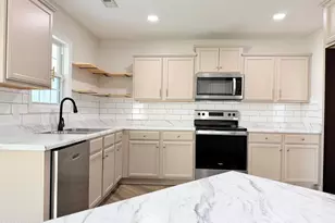 107 Cavalier Dr, Jacksonville, NC 28546 - Photo 9