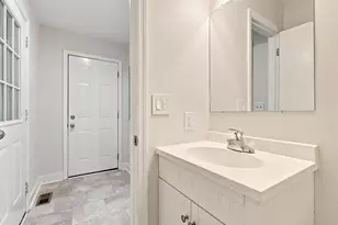 128 Robinhood Dr, Jacksonville, NC 28546 - Photo 19