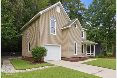 128 Robinhood Drive, Jacksonville, NC 28546 - Photo 3