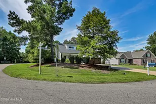 11 Sailview Ct, Hampstead, NC 28443 - Photo 3