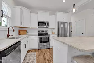11 Sailview Ct, Hampstead, NC 28443 - Photo 11