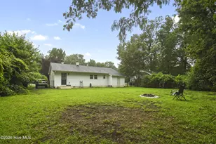 305 White Oak St, Jacksonville, NC 28540 - Photo 5