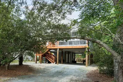 143 NE 4th Street, Oak Island, NC 28465 - Photo 5