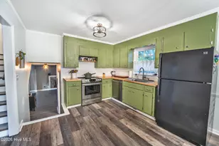 712 Yulan Dr, Wilmington, NC 28412 - Photo 5