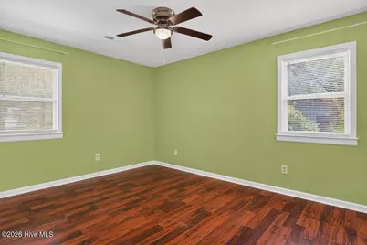 2400 N Hills Drive, New Bern, NC 28562 - Photo 9