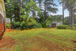 2400 N Hills Dr, New Bern, NC 28562 - Photo 17