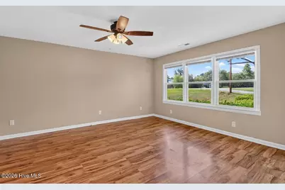 2400 N Hills Drive, New Bern, NC 28562 - Photo 3