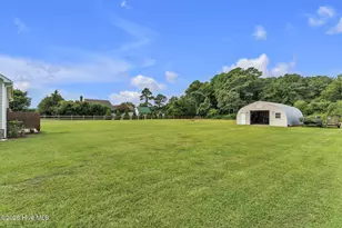 166 Blackfoot Rd, Knotts Island, NC 27950 - Photo 9