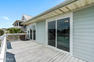 186 Sailfish Dr, Holden Beach, NC 28462 - Photo 9