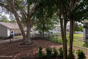 1724 Sassafras Ct, Greenville, NC 27858 - Photo 9