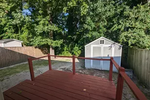 705 Varsity Dr, Wilmington, NC 28403 - Photo 9