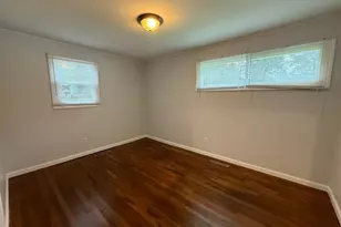 515 Oak Ln, Jacksonville, NC 28540 - Photo 9