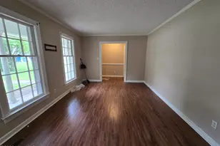 115 Heritage St, Greenville, NC 27858 - Photo 5