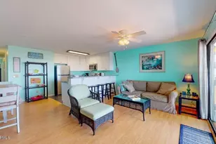 418 N Carolina Beach Ave N, Carolina Beach, NC 28428 - Photo 5