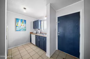 302 Canal Dr, Carolina Beach, NC 28428 - Photo 15