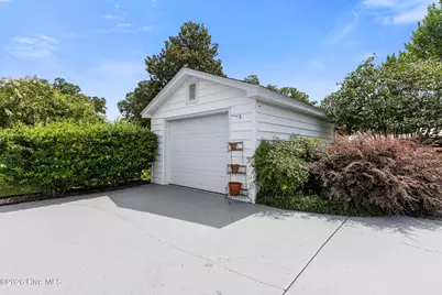 2302 Camellia Drive, Wilmington, NC 28403 - Photo 31