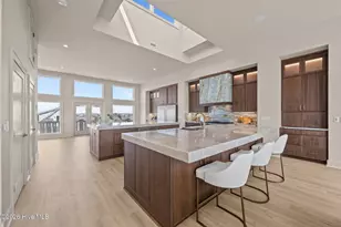 608 S Topsail Dr, Surf City, NC 28445 - Photo 21