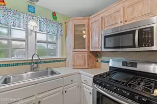 117 NE 33rd St, Oak Island, NC 28465 - Photo 13