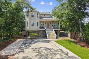 117 NE 33rd St, Oak Island, NC 28465 - Photo 1