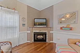 117 NE 33rd St, Oak Island, NC 28465 - Photo 7