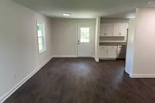 1402 Hazel Ave, New Bern, NC 28560 - Photo 7