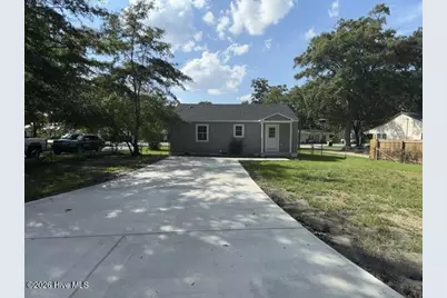 1402 Hazel Avenue, New Bern, NC 28560 - Photo 3