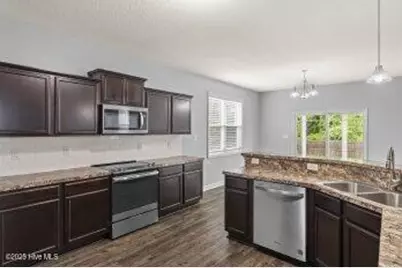 112 Longhorn Road, Jacksonville, NC 28546 - Photo 11