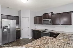 112 Longhorn Rd, Jacksonville, NC 28546 - Photo 9