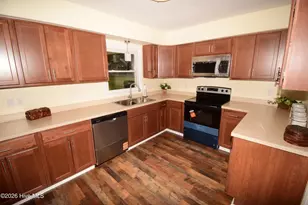 1005 Stillwood Cir, Jacksonville, NC 28540 - Photo 11