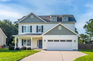 1616 Chadwick Shores Dr, Sneads Ferry, NC 28460 - Photo 1