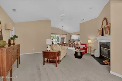 914 Royal Bonnet Drive, Wilmington, NC 28405 - Photo 11