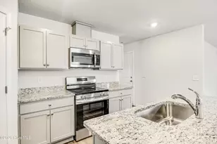 1752 W Coronado Ave SE, Bolivia, NC 28422 - Photo 17