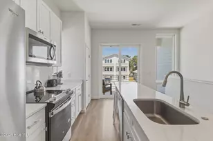 505 Greenville Ave, Carolina Beach, NC 28428 - Photo 13