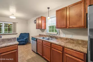 122 Silver Queen Ln, Richlands, NC 28574 - Photo 13