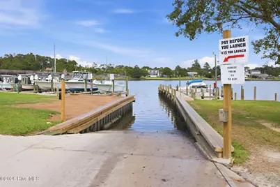 390 Pearson Circle, Newport, NC 28570 - Photo 7