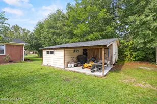 304 W Stanford St, Beulaville, NC 28518 - Photo 37