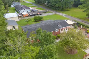 304 W Stanford St, Beulaville, NC 28518 - Photo 41