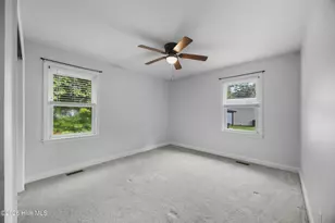 304 W Stanford St, Beulaville, NC 28518 - Photo 17