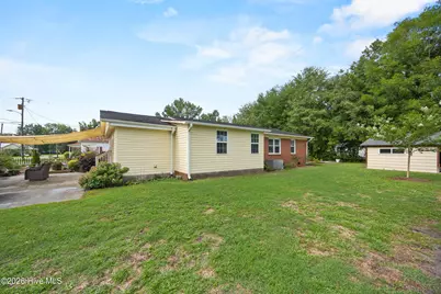 304 W Stanford Street, Beulaville, NC 28518 - Photo 33