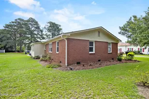 304 W Stanford St, Beulaville, NC 28518 - Photo 35