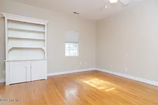 319 N 4th St, Wilmington, NC 28401 - Photo 9