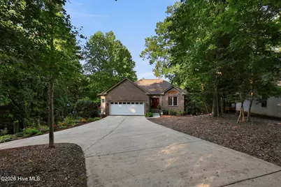 3233 Leicester Circle, Sanford, NC 27332 - Photo 3