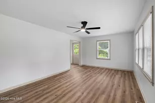 209 Diane Dr, Jacksonville, NC 28540 - Photo 5