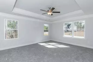 900 Harbour Pointe Dr, New Bern, NC 28560 - Photo 11